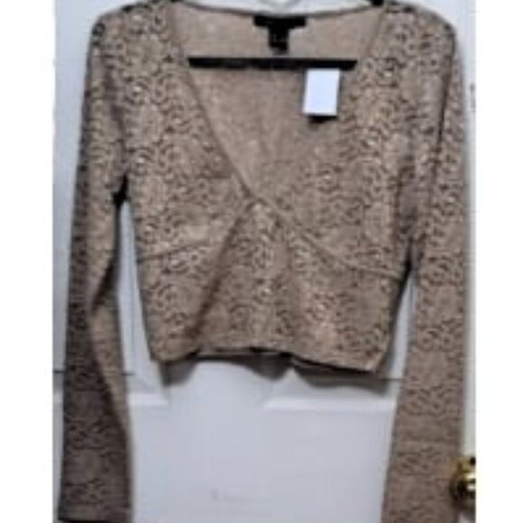 New Women's Floral Lace LS Beige V-Neck Crop Tops - Picture 3 of 3